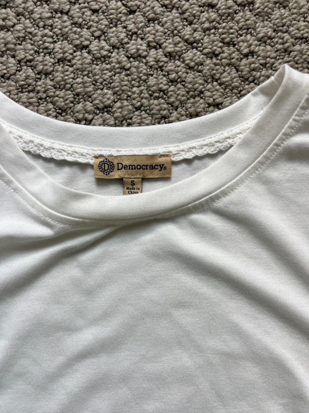 Democracy White Ruffle Sleeve Tank Top Shirt with Frill Shoulders size Small - Picture 2 of 5